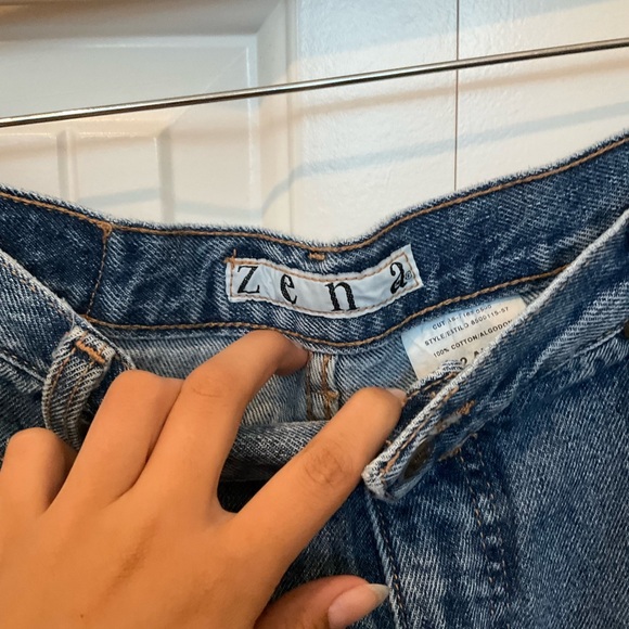 Zena jean and company vintage high rise  shorts - Picture 4 of 7